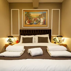 تحقق من التوفر